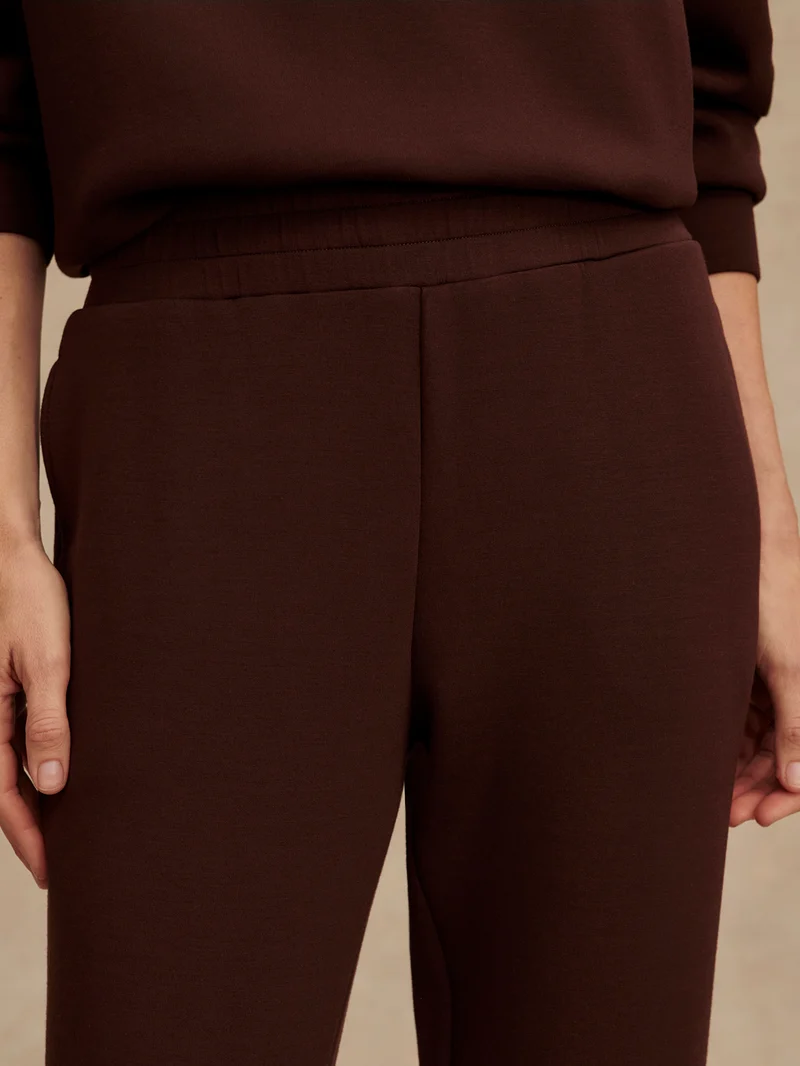 The Slim Pant 25