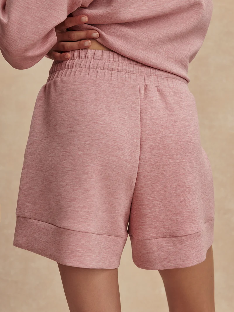 Atrium High Rise Short 4.5