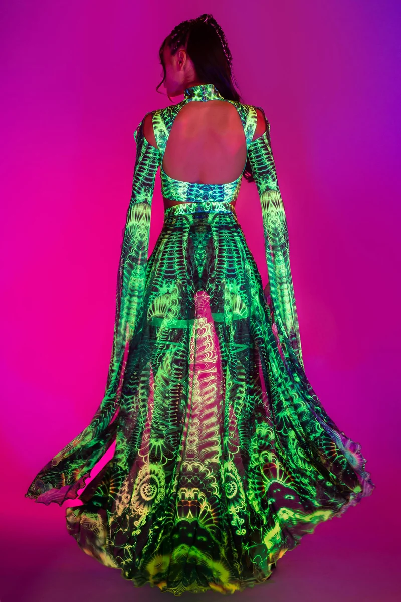 Gardens Of Paradise Maxi Sleeve Top