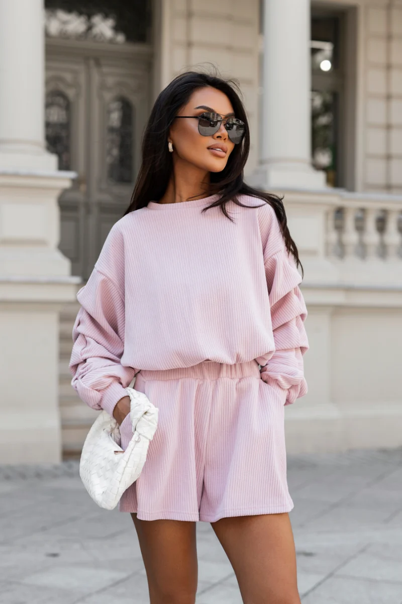 Sommerliches Zweiteiler - Shorts und Oberteil in Rosa