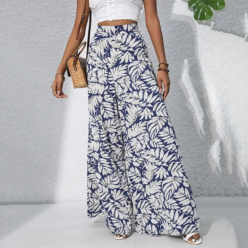 Olivenorma Damenhose mit tropischem Blätterprint, hohem Bund und weitem Bein
