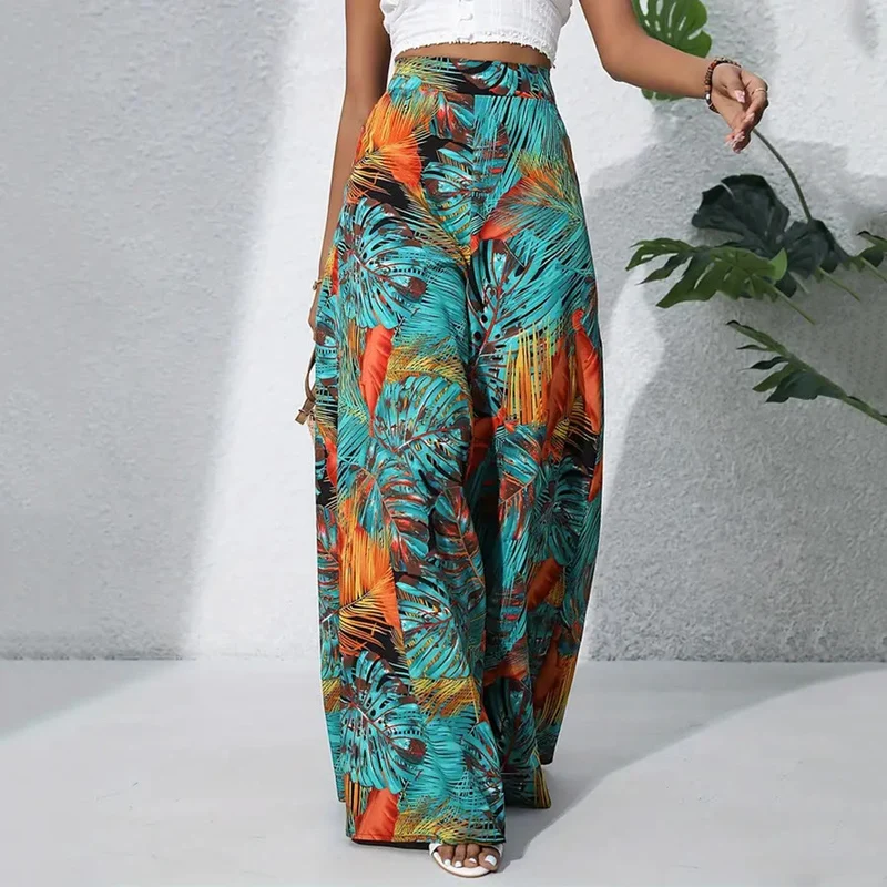 Olivenorma Damenhose mit tropischem Blätterprint, hohem Bund und weitem Bein