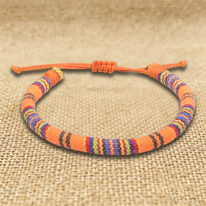 Olivenorma Armband im Bohemian-Ethno-Stil, handgefertigt aus Baumwollgarn, Freundschaftsarmband geflochten