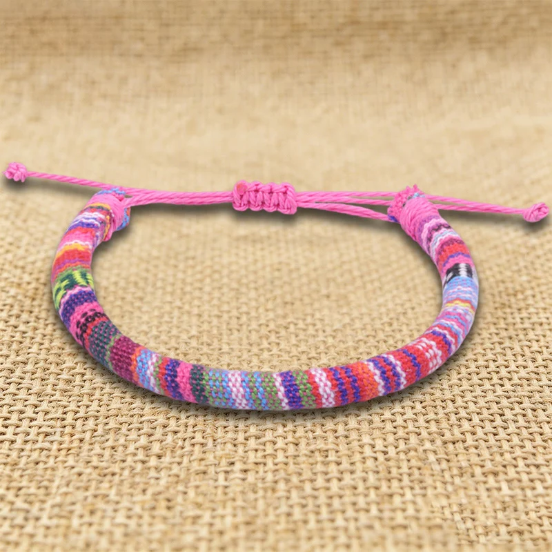 Olivenorma Armband im Bohemian-Ethno-Stil, handgefertigt aus Baumwollgarn, Freundschaftsarmband geflochten