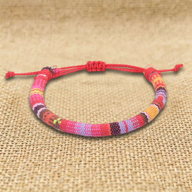 Olivenorma Armband im Bohemian-Ethno-Stil, handgefertigt aus Baumwollgarn, Freundschaftsarmband geflochten