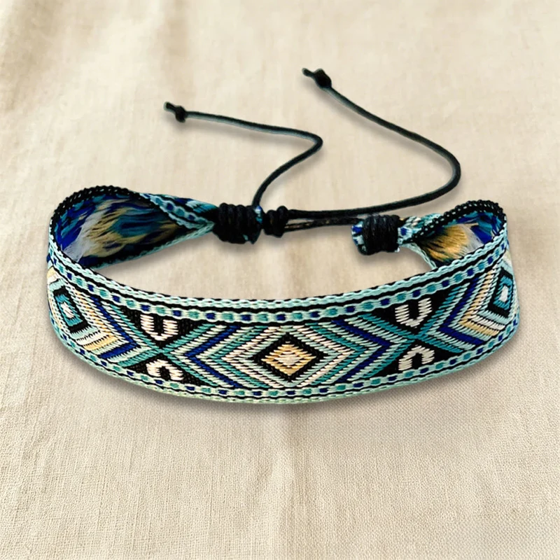 Olivenorma Armband mit ethnischem, geometrischem Stammesmuster, gewebt, verstellbar, geknotet, geflochten, für Alltag und Festivals