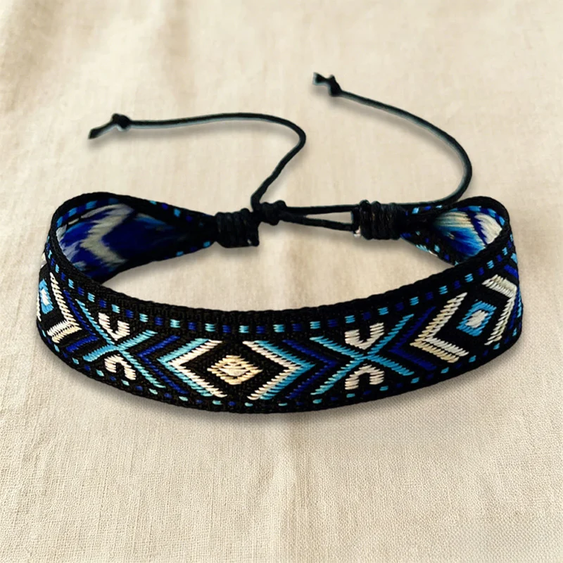 Olivenorma Armband mit ethnischem, geometrischem Stammesmuster, gewebt, verstellbar, geknotet, geflochten, für Alltag und Festivals