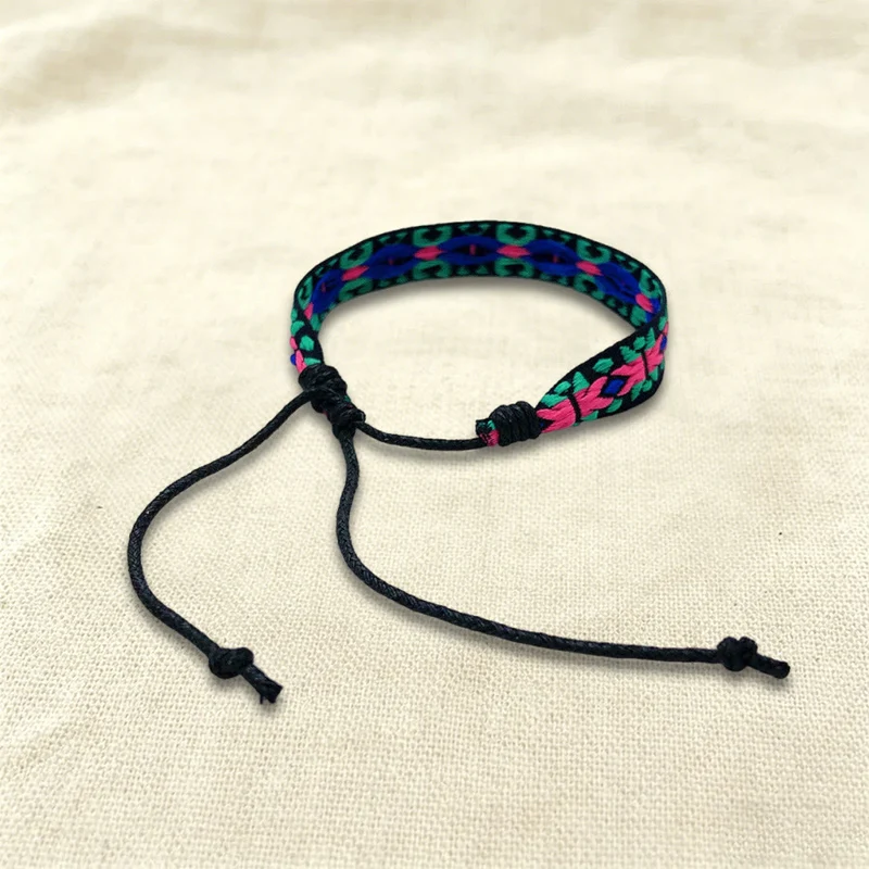Olivenorma Casual Boho Verstellbares Geflochtenes Armband für jeden Tag