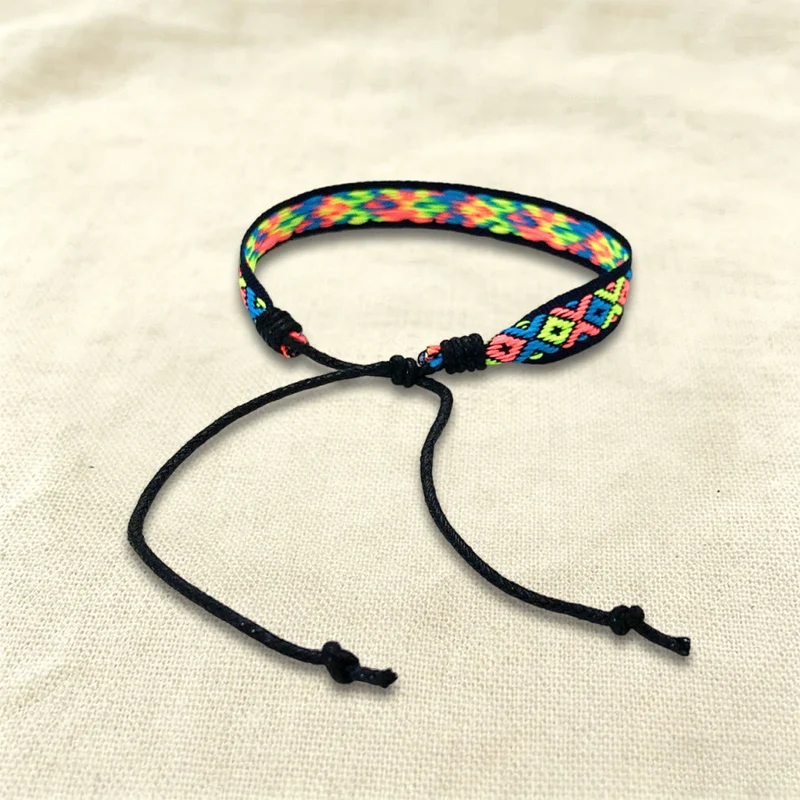 Olivenorma Casual Boho Verstellbares Geflochtenes Armband für jeden Tag