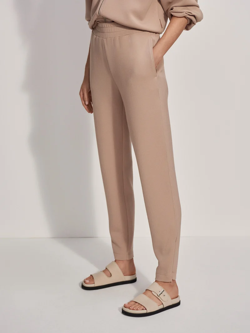 The Slim Zip Hem Pant 26