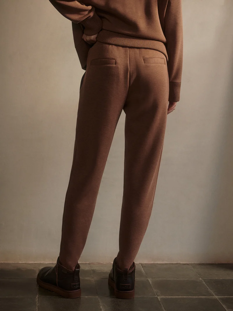 The Slim Zip Hem Pant 26