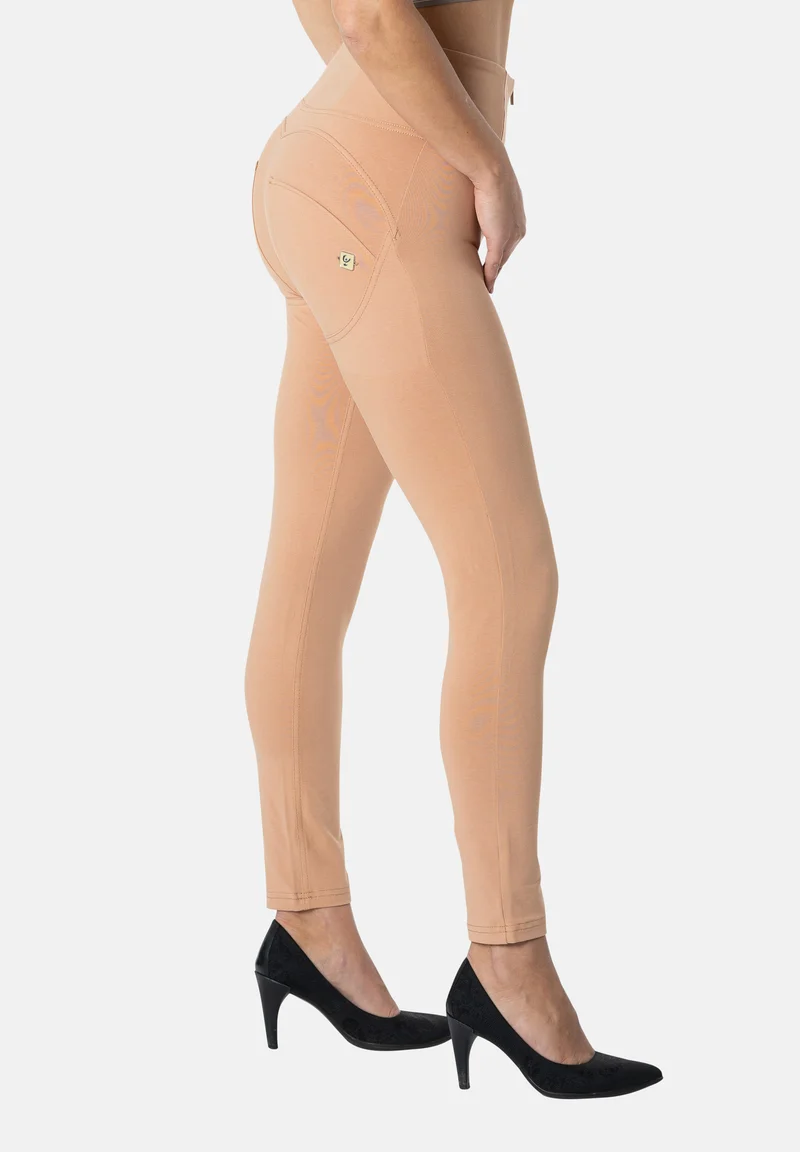 WR.UP Push-Up High Waist Skinny 7/8 Pants - Macaroon Brown