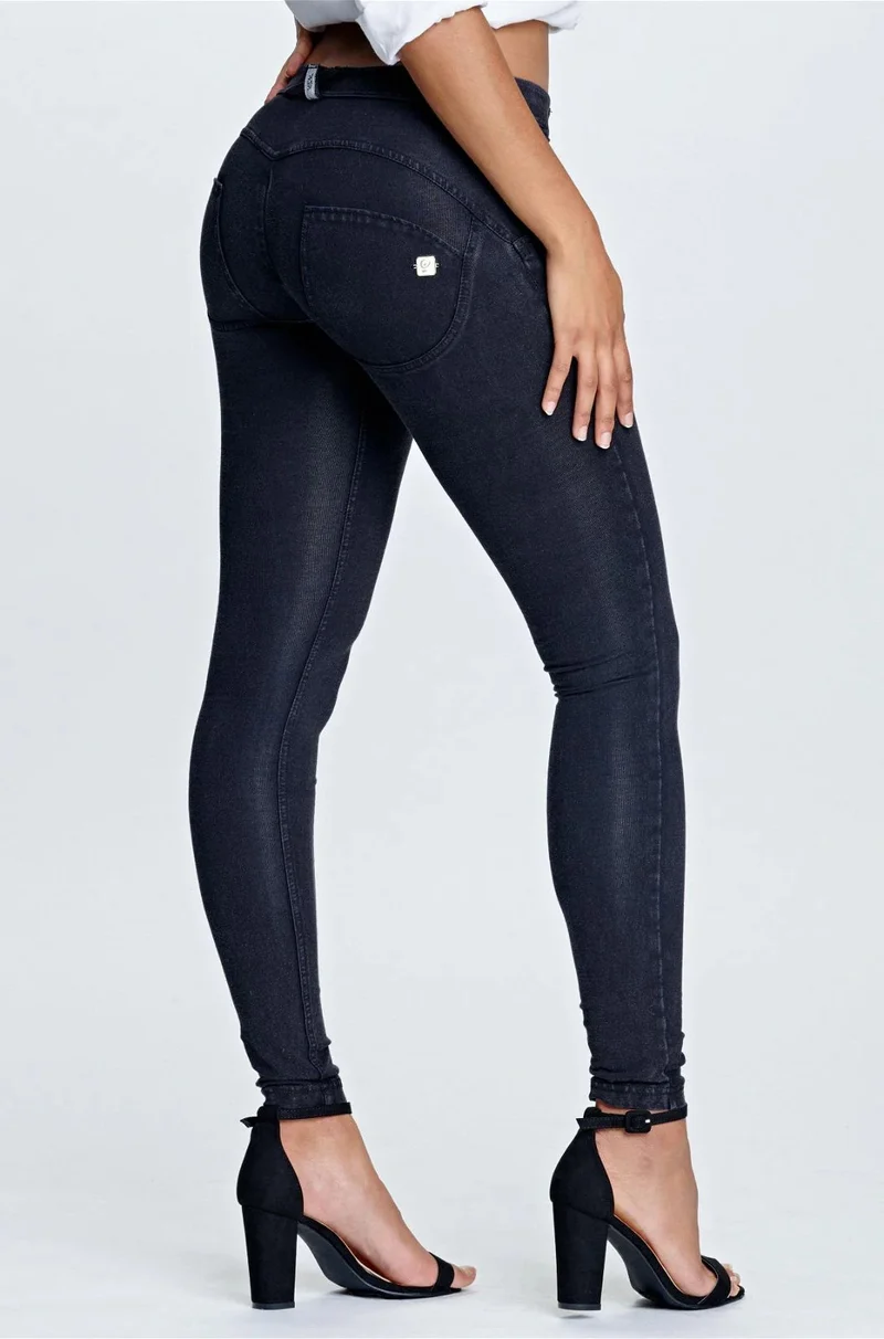 WR.UP Push-Up Regular Waist Skinny Denim Jeans - Denim Black - Black Seam