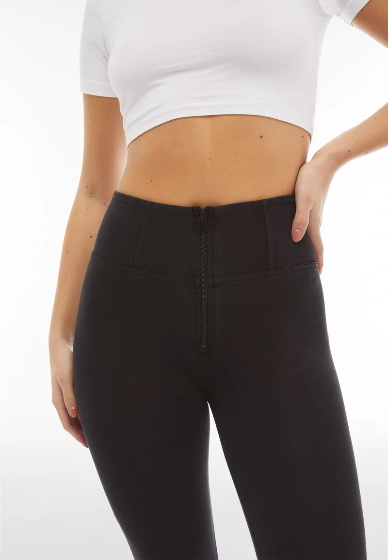 WR.UP Push-Up High Waist Skinny Denim Jeans - Denim Black - Black Seam