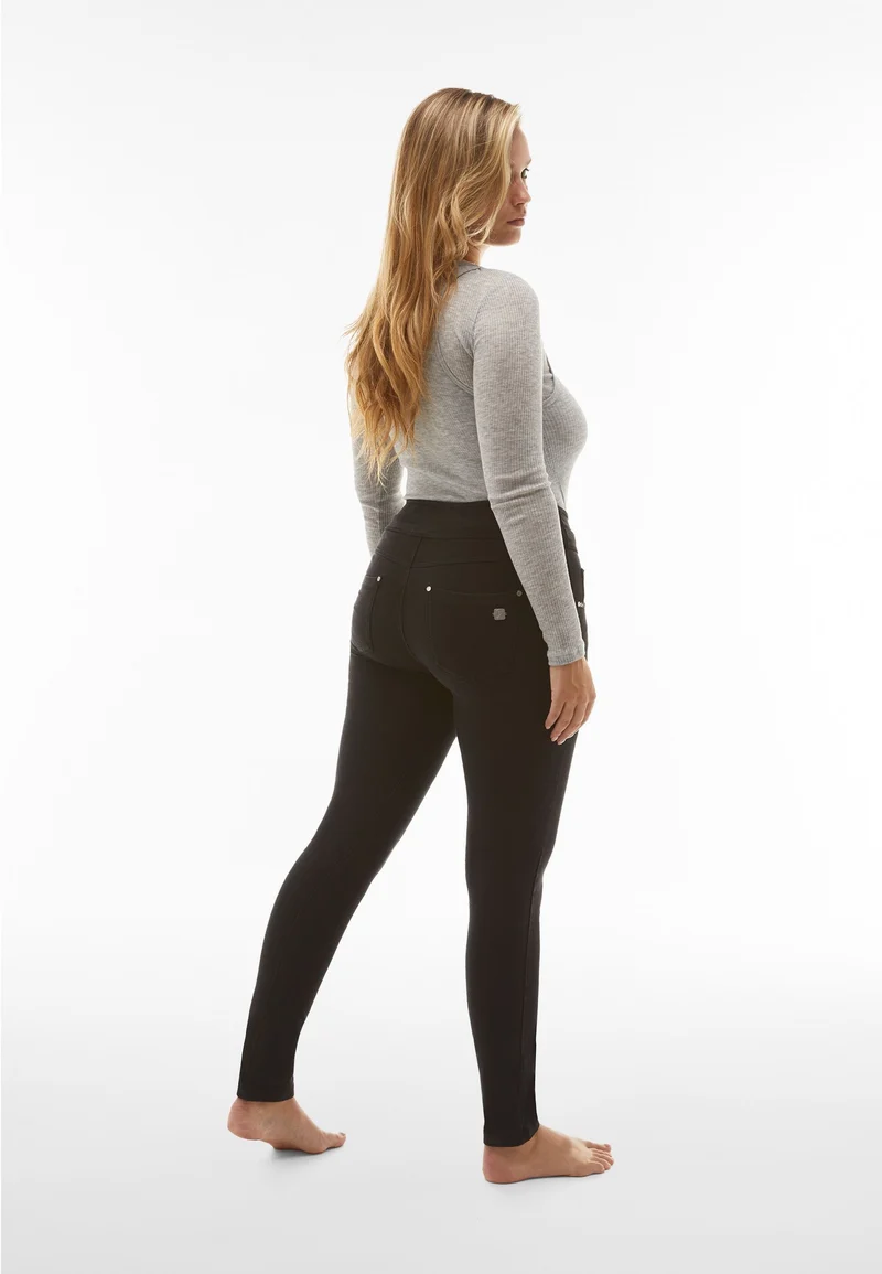 N.O.W. Yoga Mid Waist Skinny Denim Jeans - Denim Black - Black Seam