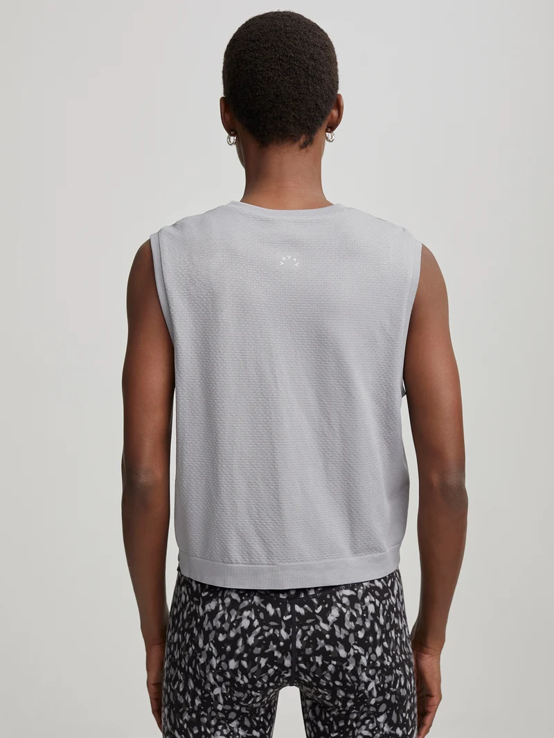 Page Seamless Crop Tank