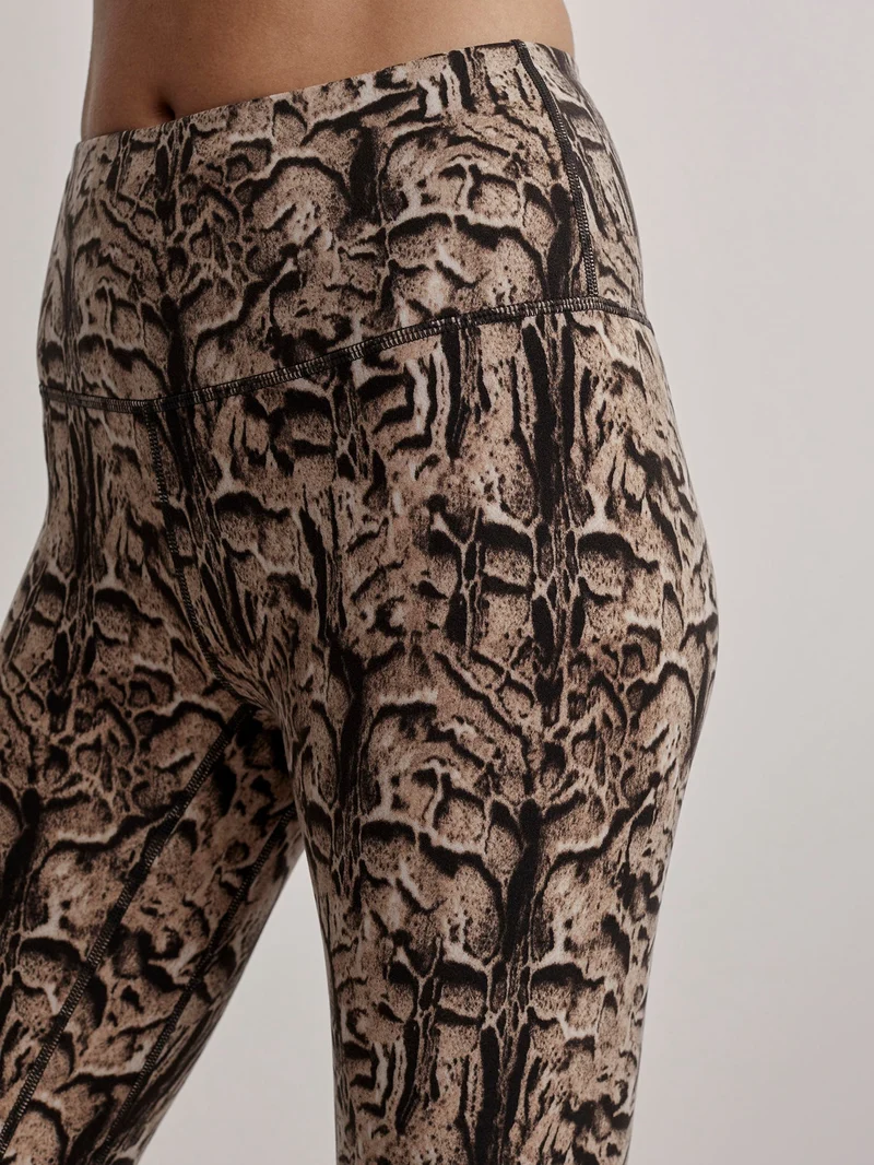 Move High Rise Legging 25