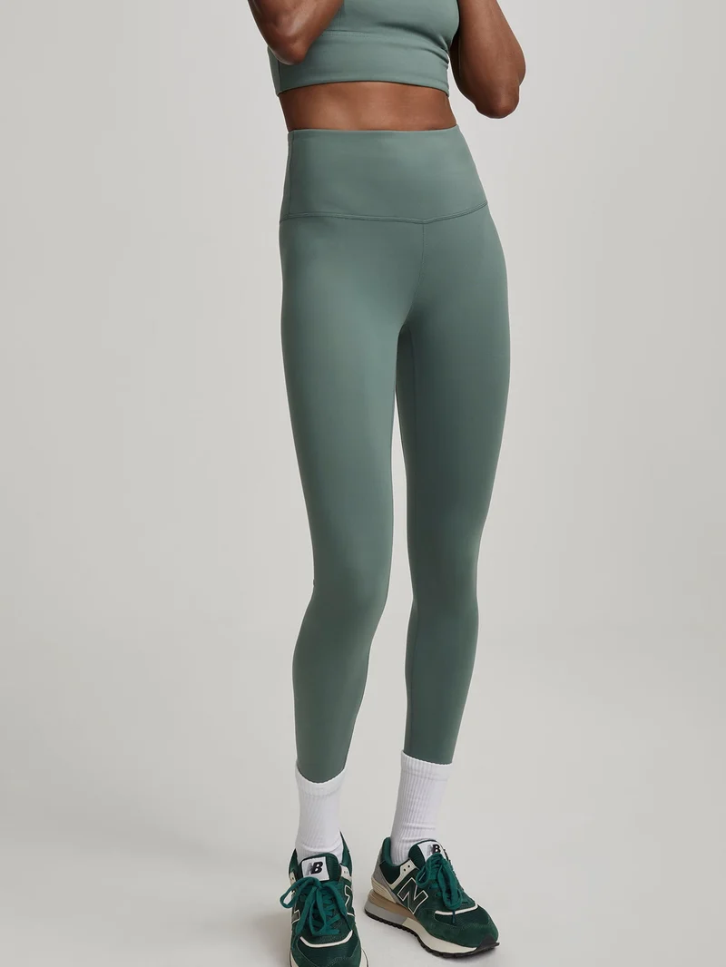 Move High Rise Legging 25