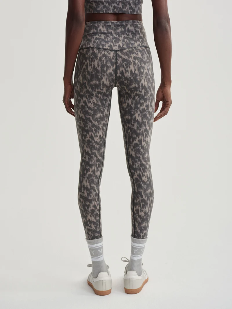 Move High Rise Legging 25