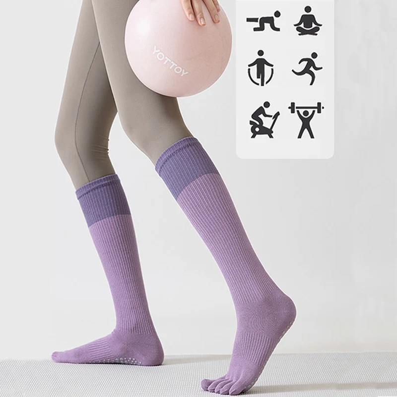 Olivenorma Lange Kompressionssocken mit fünf Zehen, aus Baumwolle, atmungsaktiv, stützend, für Pilates, Barre und Yoga.
