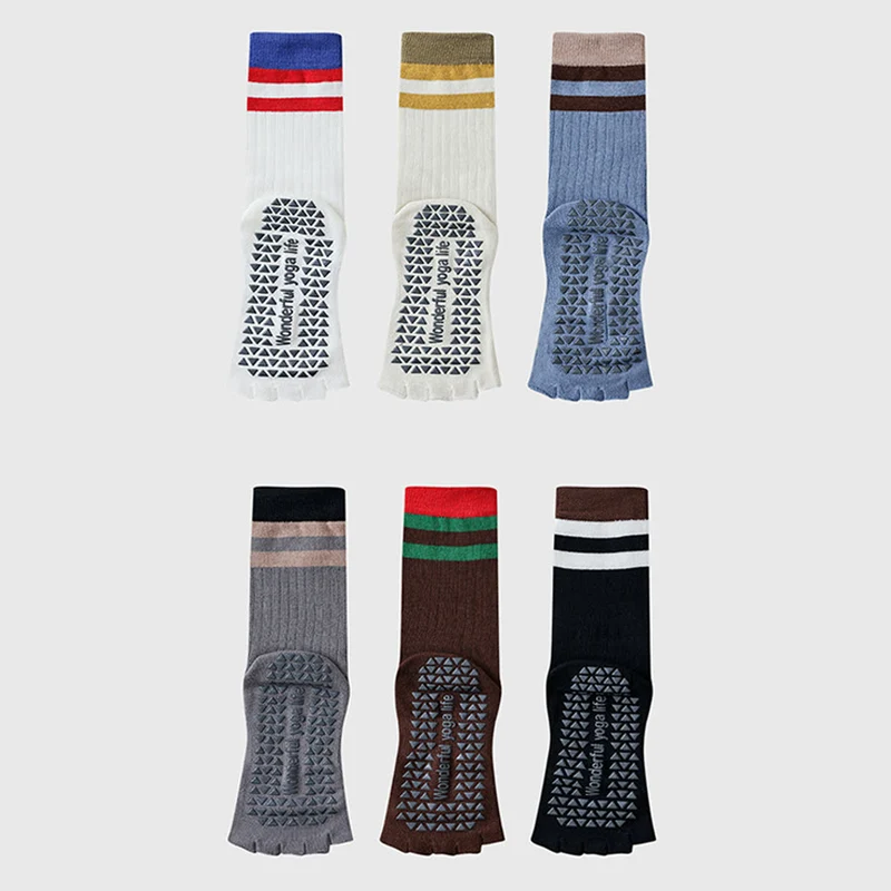 Olivenorma Wadenhohe Fünf-Zehen-Socken mit Kontrastbesatz, rutschfest, atmungsaktiv, aus Baumwolle, ideal für Yoga und Workout für Damen.