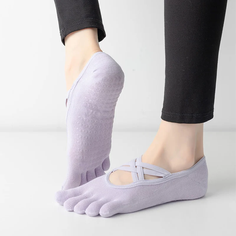 Olivenorma Zehensocken aus Baumwolle mit Kreuzriemen, rutschfest, für Pilates, Barre und Yoga – Damen-Socken für Stabilitätstraining