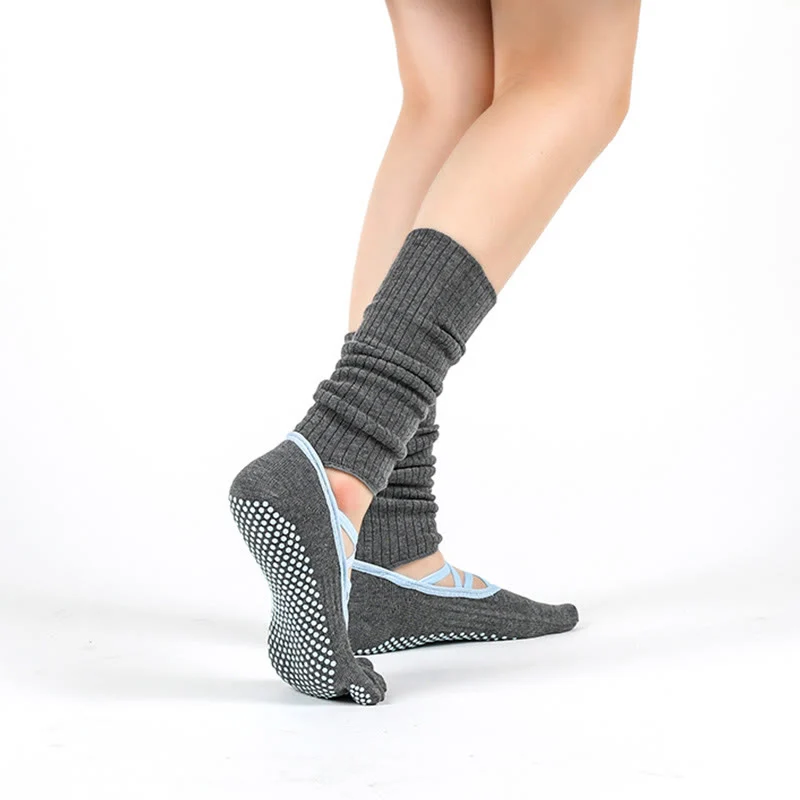 Olivenorma Yoga-Barre-Socken mit elastischem Riemen, rutschfestem Halt und atmungsaktiven Komfortsocken für Pilates-Training für Frauen mit sicherem Kreuzriemen
