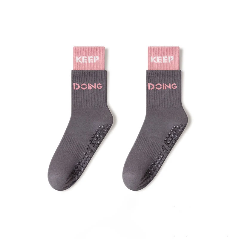 Olivenorma Cushion Grip Crew Pilates- und Barre-Komfortsocken mit weicher Polsterung und atmungsaktiver Baumwollunterstützung – rutschfeste Yoga-Socken