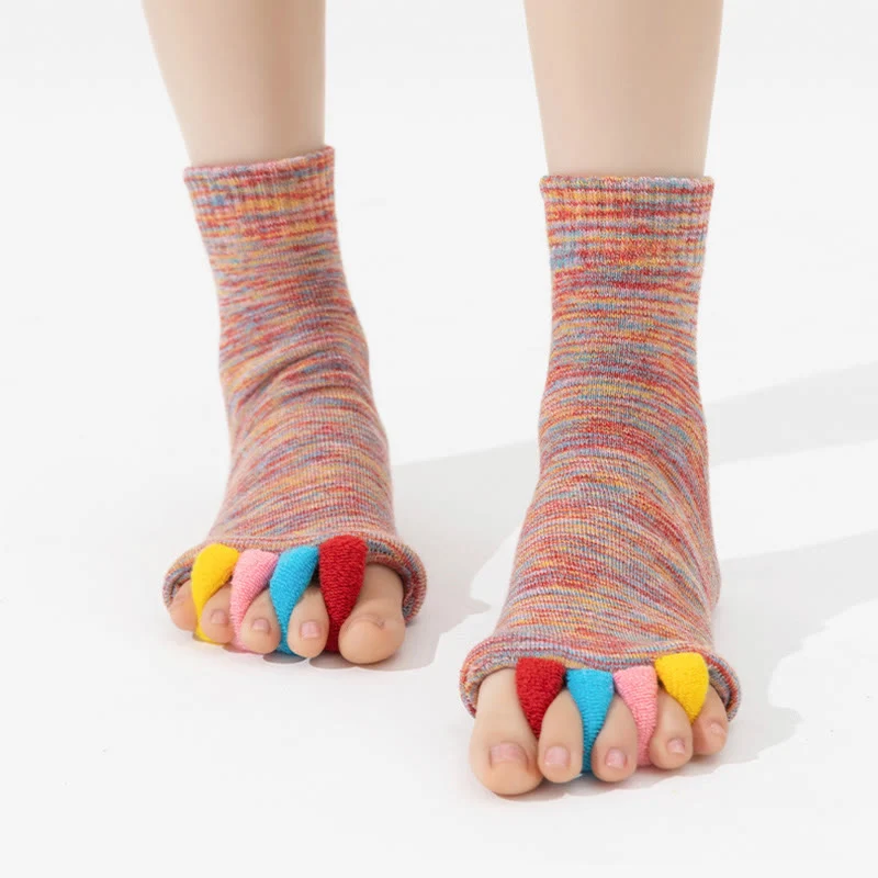 Olivenorma Bunte, atmungsaktive Zehentrennungssocken mit fünf Zehen, rutschfestem Grip, Pilates- und Barre-Fitnesssocken für Balance und Stabilität, Yoga-Socken
