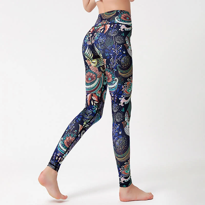 Olivenorma Yogahose mit hohem Bund und künstlerischem Vogelmuster