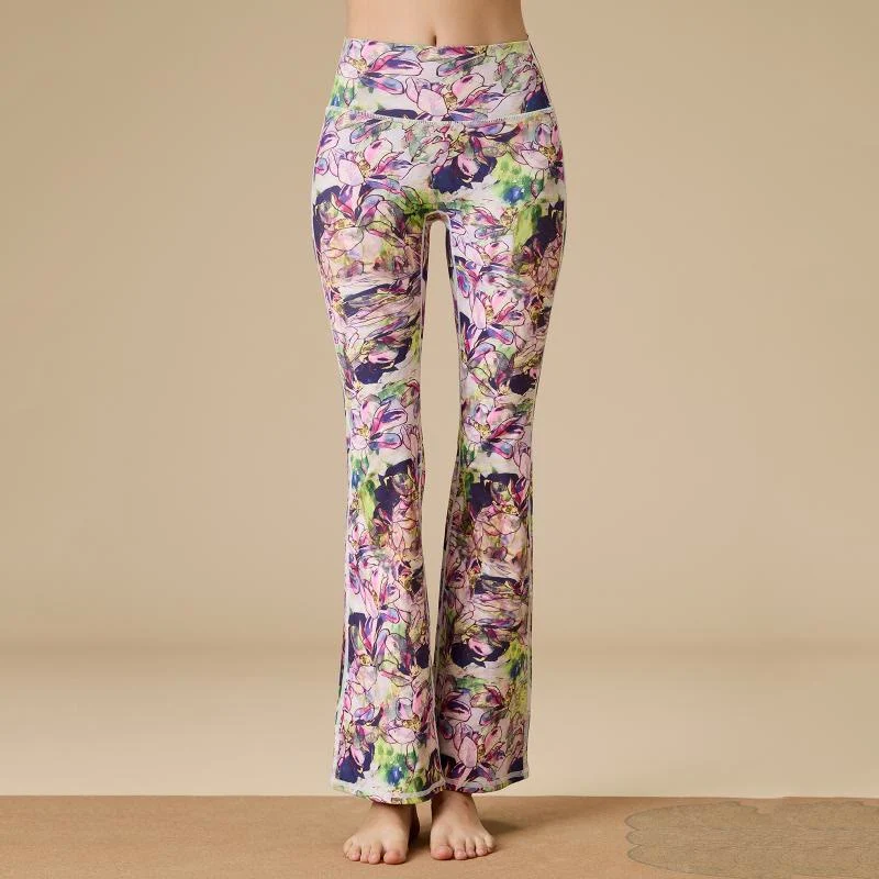 Olivenorma Damen Yogahose mit hohem Bund und ausgestelltem Bein und formgebendem Schnitt