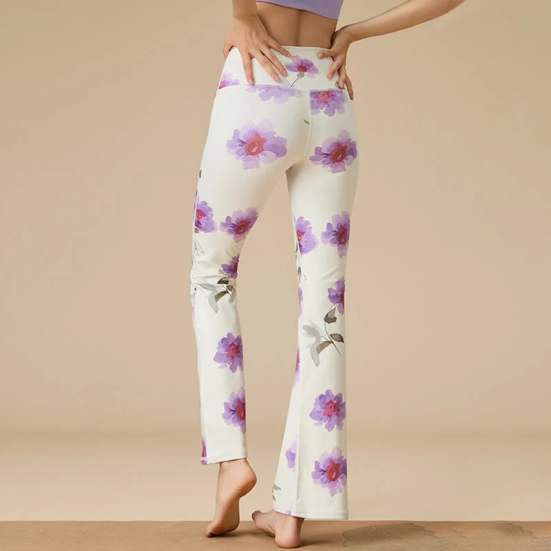 Olivenorma Damen Yogahose mit hohem Bund und ausgestelltem Bein und formgebendem Schnitt