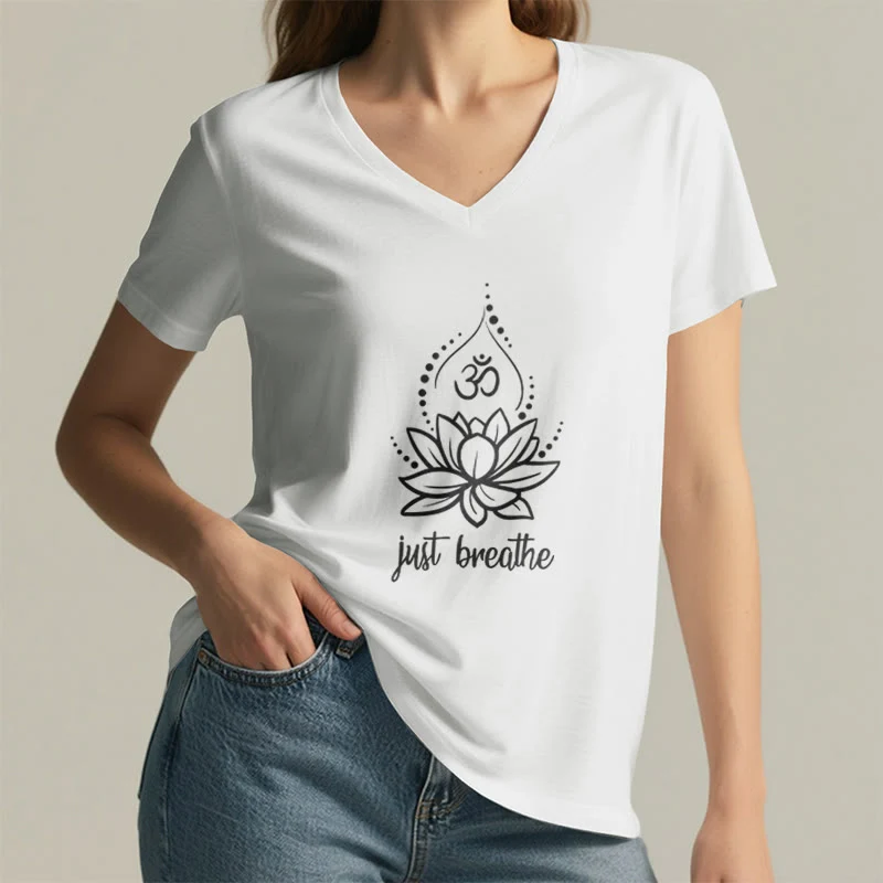 Olivenorma „Just Breathe“ Yoga-Meditations-T-Shirt mit V-Ausschnitt