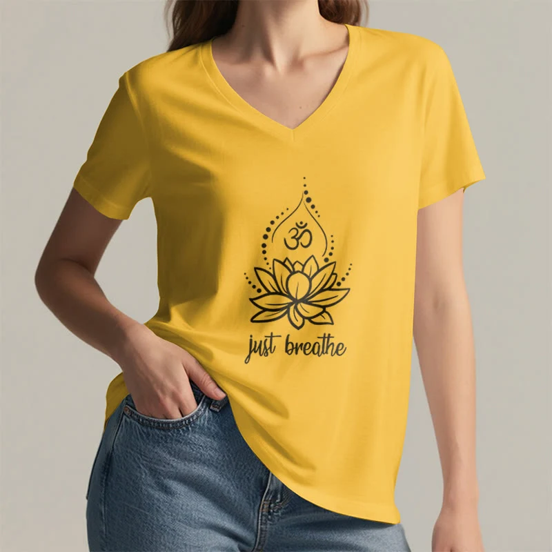 Olivenorma „Just Breathe“ Yoga-Meditations-T-Shirt mit V-Ausschnitt