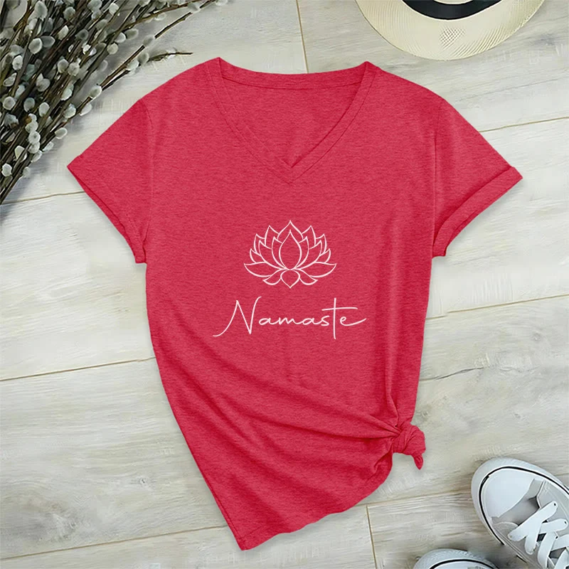 Olivenorma Minimalistisches Yoga Namaste T-Shirt mit V-Ausschnitt