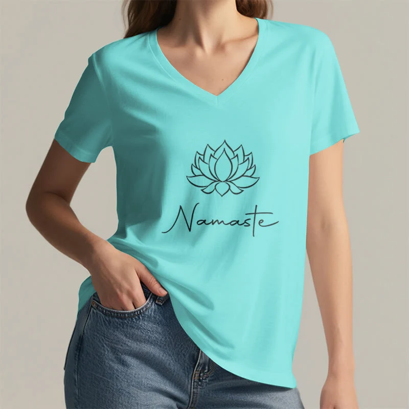 Olivenorma Minimalistisches Yoga Namaste T-Shirt mit V-Ausschnitt