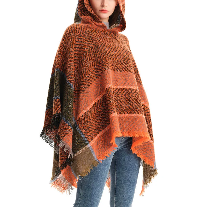Olivenorma – Gemütlicher Pullover-Poncho-Schal mit Fischgrätenmuster