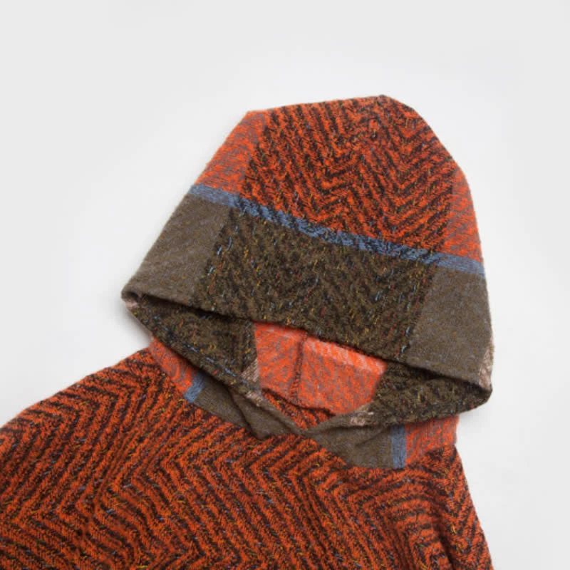 Olivenorma – Gemütlicher Pullover-Poncho-Schal mit Fischgrätenmuster