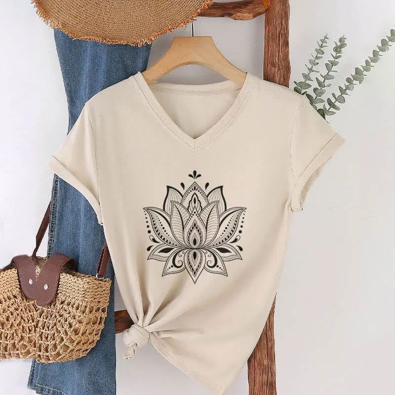 Olivenorma Mandala Lotusblume T-Shirt mit V-Ausschnitt