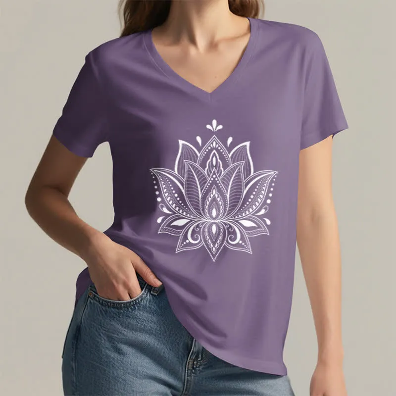 Olivenorma Mandala Lotusblume T-Shirt mit V-Ausschnitt