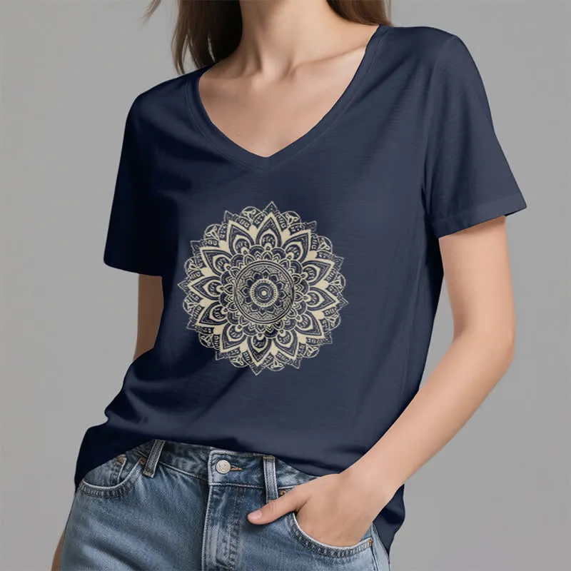 Olivenorma Lotusblume Geometrisches Muster Yoga T-Shirt mit V-Ausschnitt
