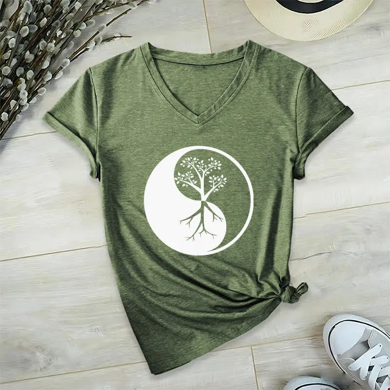Olivenorma Yin Yang Baum Yoga Meditation T-Shirt mit V-Ausschnitt