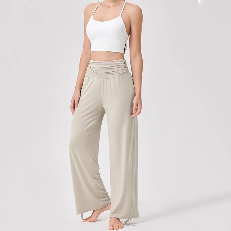 Olivenorma – Yogahose aus Viskose mit hoher Taille und lockerer Passform und Raffung