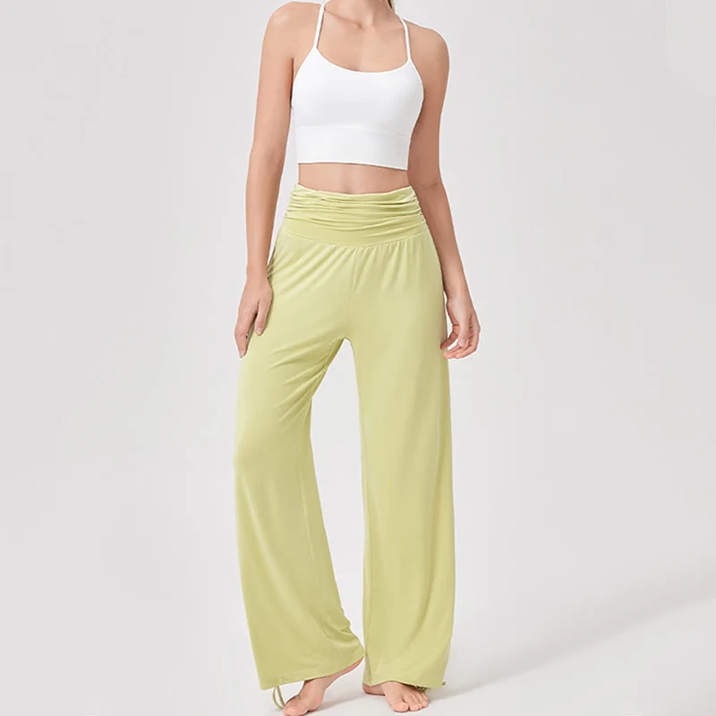 Olivenorma – Yogahose aus Viskose mit hoher Taille und lockerer Passform und Raffung