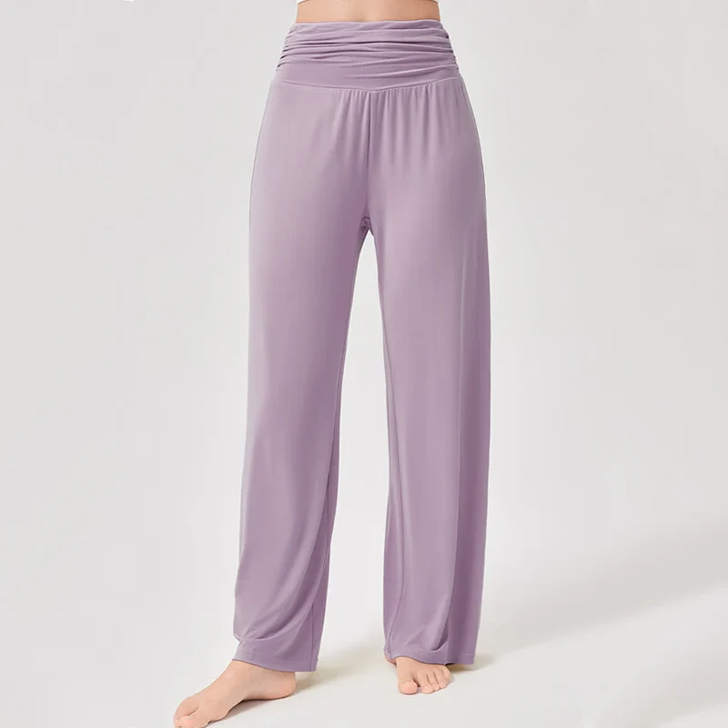 Olivenorma – Yogahose aus Viskose mit hoher Taille und lockerer Passform und Raffung