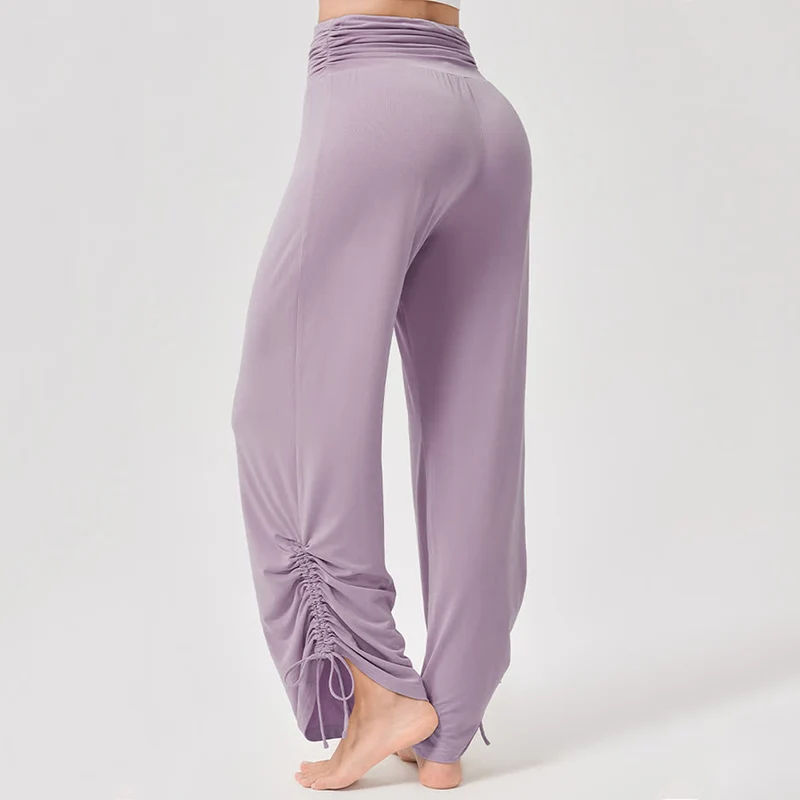 Olivenorma – Yogahose aus Viskose mit hoher Taille und lockerer Passform und Raffung