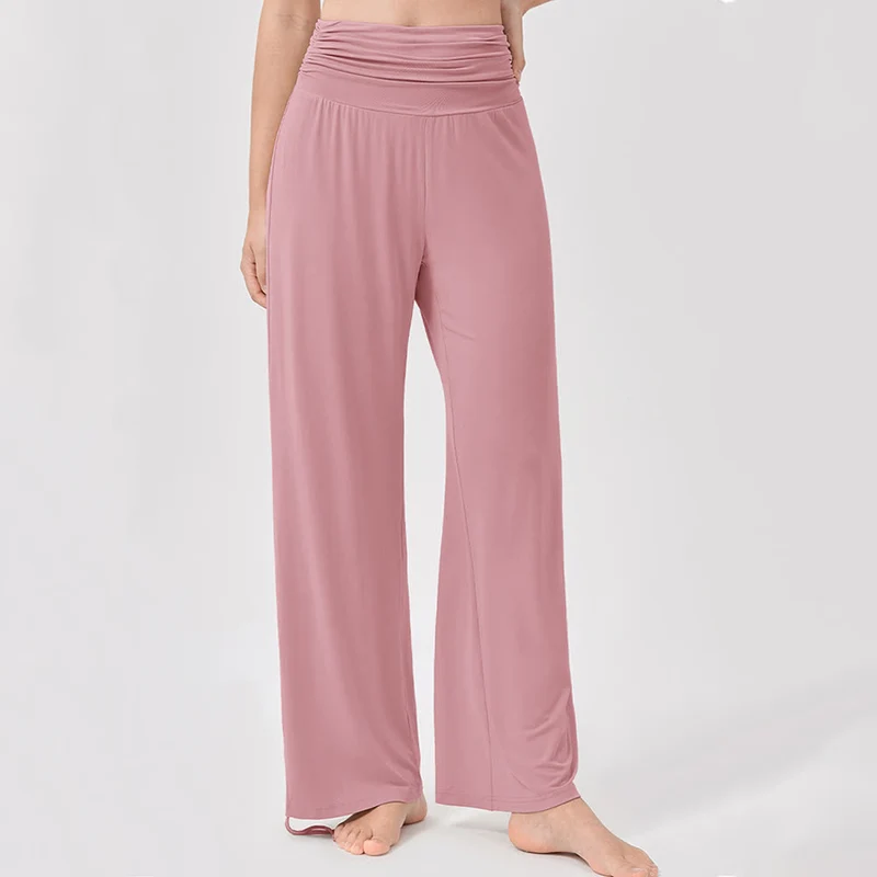 Olivenorma – Yogahose aus Viskose mit hoher Taille und lockerer Passform und Raffung