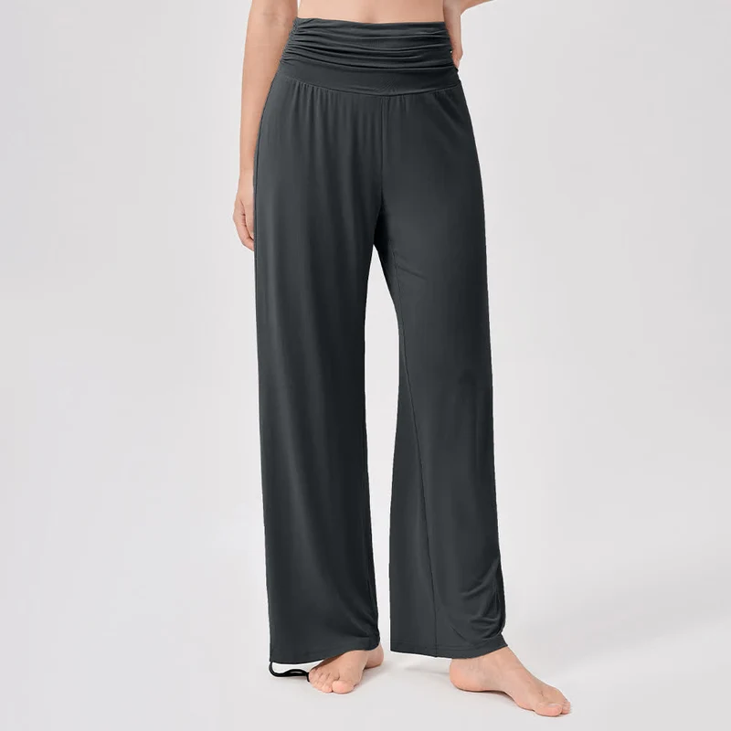 Olivenorma – Yogahose aus Viskose mit hoher Taille und lockerer Passform und Raffung