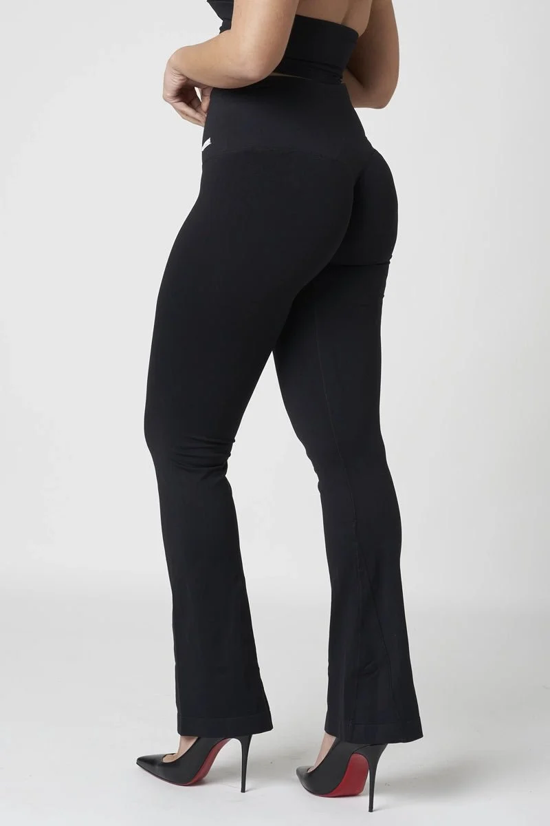 Leggings Push Up a Zampa di Elefante Nero