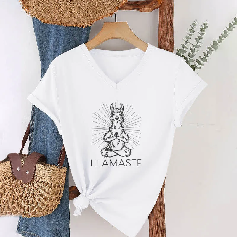 Olivenorma Lustiges Yoga-Lama-Namaste-Workout T-Shirt mit V-Ausschnitt